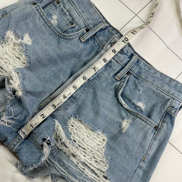 GRLFRND Denim Shorts Womens 25 Blue Cindy Distressed Night Fever Destroyed Boho - Picture 12 of 15